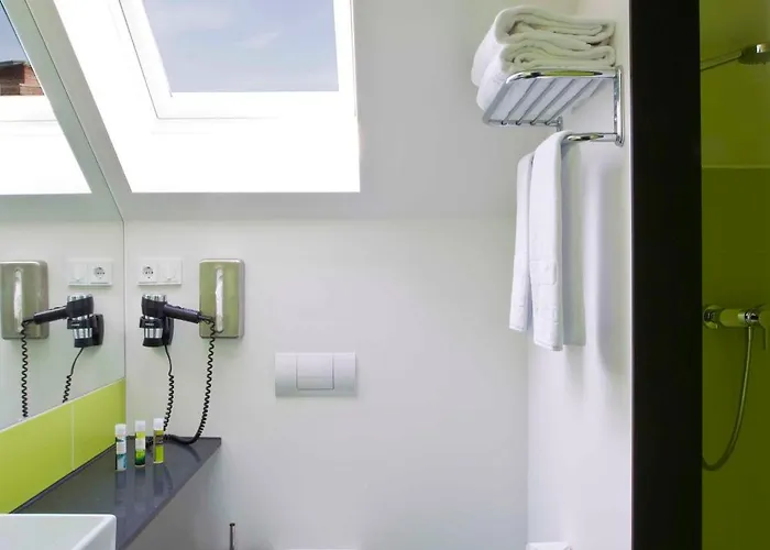 Szálloda Gat Point Charlie 3*