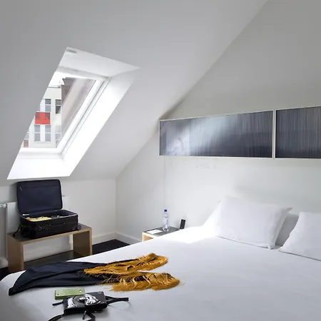 Gat Point Charlie Berlin