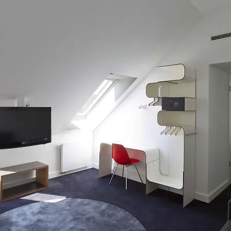 Gat Point Charlie Hotel 3*