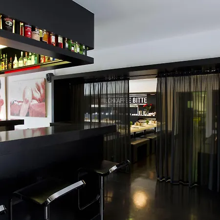 加特点查理酒店 酒店 3*