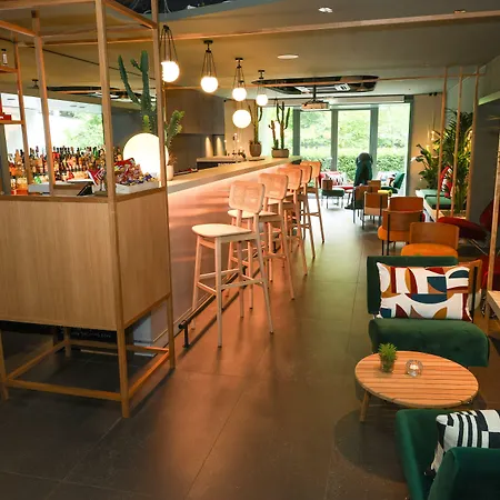 Hotel Gat Point Charlie 3*