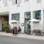 가트 포인트 찰리 호텔 3*