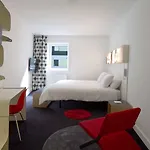 Hotel Gat Point Charlie
