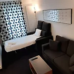Hotel Gat Point Charlie 3*