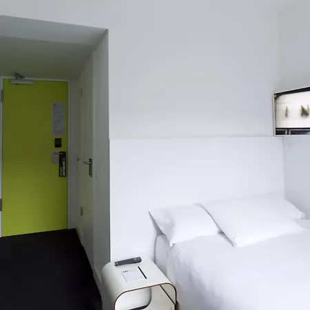 Gat Point Charlie 3* Berlín