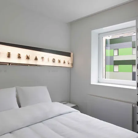 Gat Point Charlie 3*