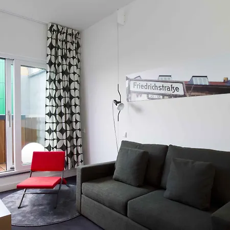 Hotel Gat Point Charlie 3*