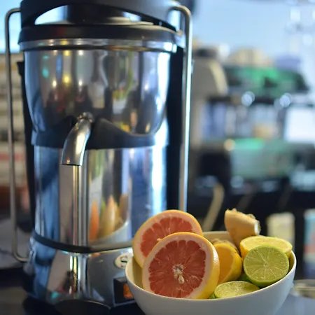 Gat Point Charlie Hotel