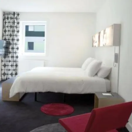 Hotel Gat Point Charlie 3*