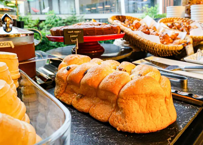 Gat Point Charlie מלון 3*