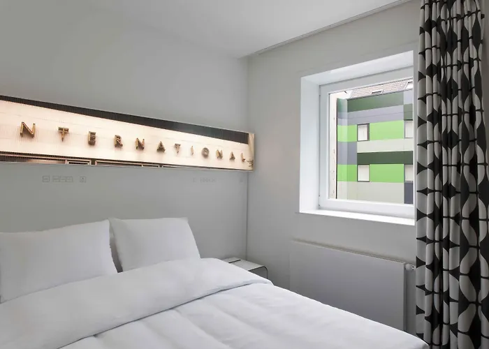 Gat Point Charlie 3*