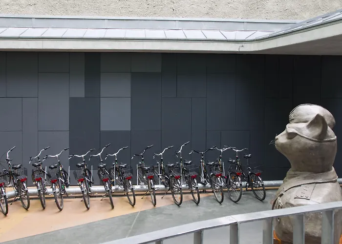 Gat Point Charlie Otel