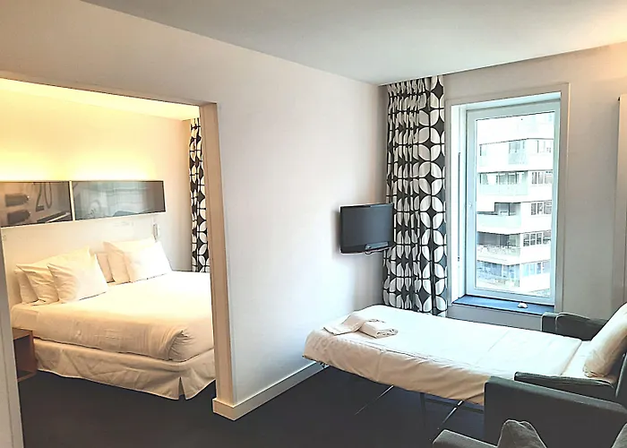 Hotel Gat Point Charlie