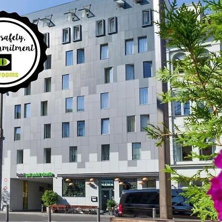 Hotel Gat Point Charlie 3*