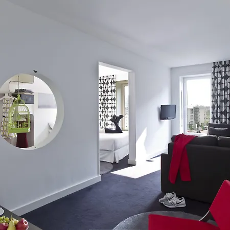 Gat Point Charlie Hotel 3*