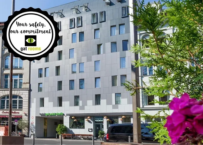 Otel Gat Point Charlie 3*