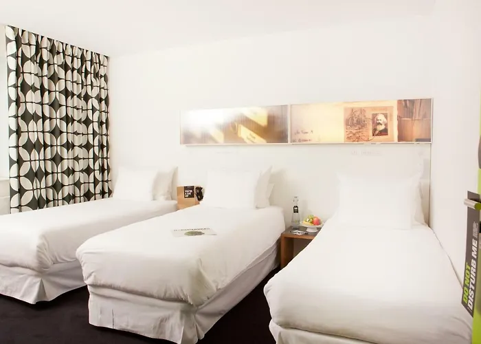 Otel Gat Point Charlie 3*